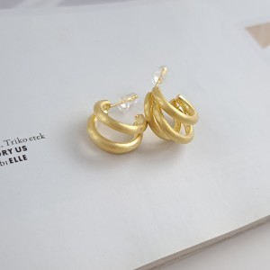 گوشواره کره ای سه لاین طلایی