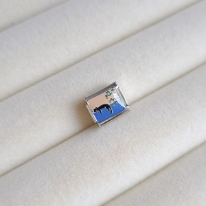 چارم نومینیشن گربه لمیده پایه نقره‌ای *