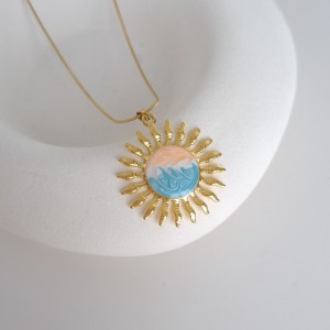 گردنبند زنجیر استیل خورشید نارنجی _ آبی*