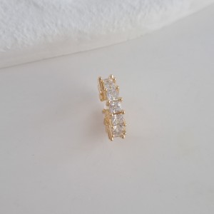 گوشواره ایرکاف تنیسی شفاف