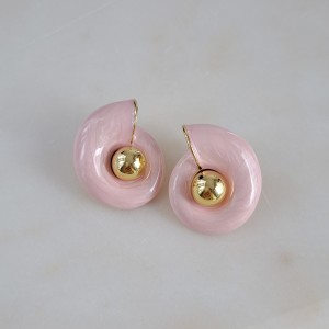 گوشواره حلزون صورتی تپل نقطه طلایی