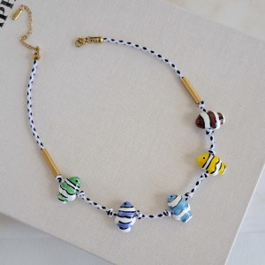 گردنبند نخی چارم ماهی بلند   *