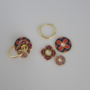 گوشواره واشری دایره‌ای لوزی زرشکی و سورمه‌ای