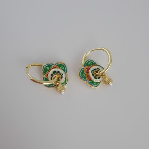 گوشواره واشری لوزی سبز با اویز مروارید