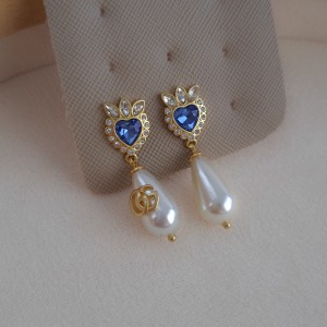 گوشواره توت فرنگی آبی گوچی (مستر)*