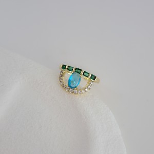 انگشتر نیم‌دایره رنگی با نگین سبز و آبی