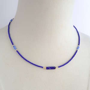 گردنبند مهره‌ای آبی وسط استوانه *
