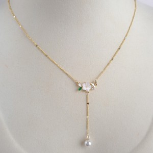 گردنبند شکوفه سفید آویز مروارید