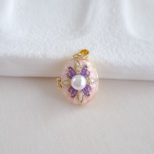 لاکت بیضی طرح گل بنفش و مروارید