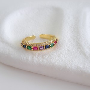 انگشتر باگت رنگی از نمای دیگر