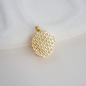 پشت گردنبند لاکت سفید صدفی طرح فرشته