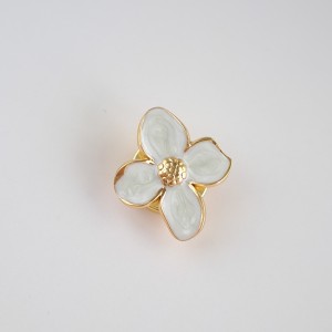 کاور دکمه گل چهارپر میناکاری سفید*