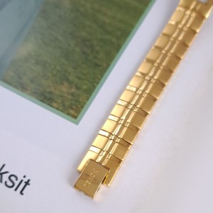 ساعت وینتیج  Novel