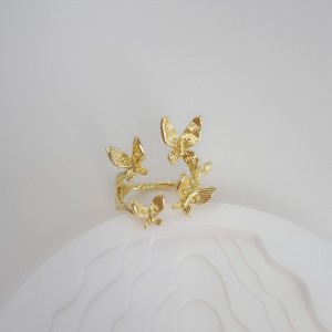 انگشتر پروانه‌ها*