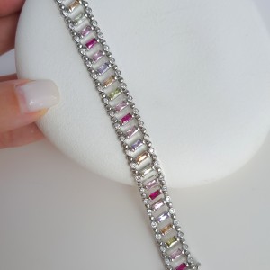 دستبند طرح طلای نقره‌ای باگت رنگی