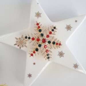 سنجاق لباس ستاره شش پر