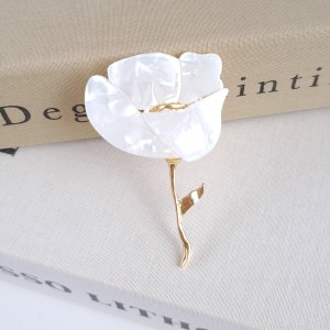 سنجاق لباس گل صدفی*