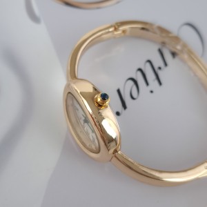 ساعت طرح کارتیه دستبندی صفحه سفید*