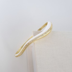 دستبند موج طرح طلا میناکاری سفید*