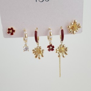 پک گوشواره شش عددی گل قرمز*