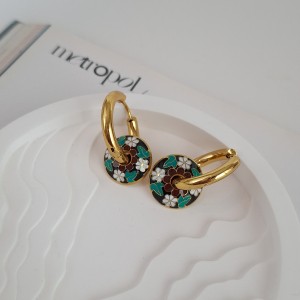 گوشواره وینتیج میناکاری مشکی گل سفید*