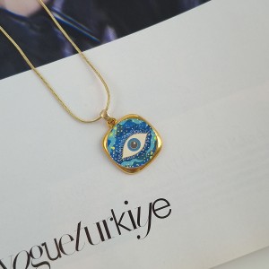 گردنبند مربعی چشم آبی استیل*