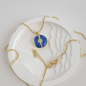 گردنبند لاکت میناکاری آبی