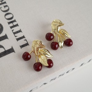 گوشواره دیور آلبالو*