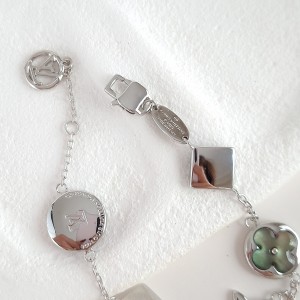 دستبند ترند 2026