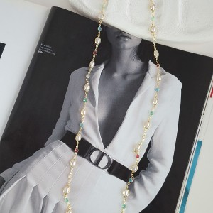 گردنبند رولباسی مروارید و نگین مولتی کالر