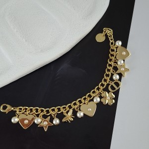 دستبند مستر دیور آویز قلب و ستاره و زنبور**