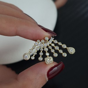 گوشواره بادبزنی طرح جواهر