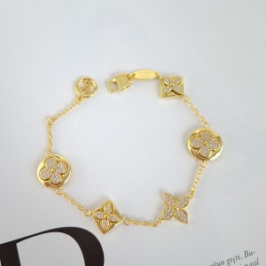 دستبند پایه طلایی