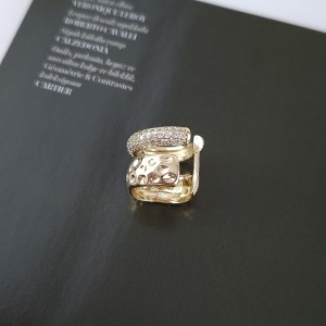 گوشواره ایرکاف دو لاین پهن و نگین‌دار