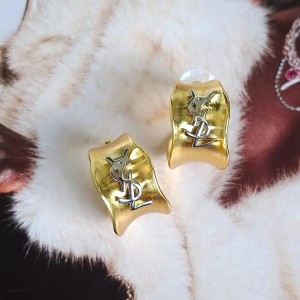 خرید گوشواره زنانه طرح لوگو YSL