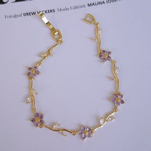 دستبند شاخه گل بنفش