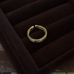انگشتر طرح کارتیه نگین‌دار*