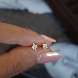 گوشواره نگین مربعی ژوپینگ