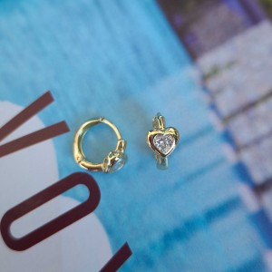 گوشواره حلقه‌ای قلب قاب دار ژوپینگ