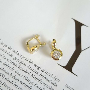 گوشواره نگین گرد قاب دار ژوپینگ