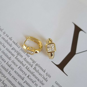 گوشواره حلقه تپل نگین مربع ژوپینگ