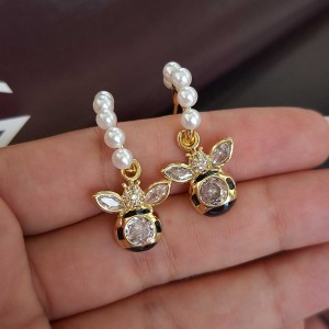 گوشواره زنبور سواروسکی