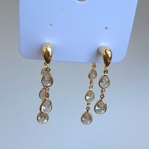 گوشواره آویز اشکی