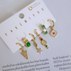 گوشواره پک شش عددی برند اصلی ( YAKEMIYOU ) *