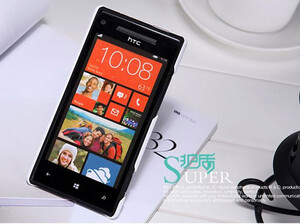 گارد برای  HTC 8X