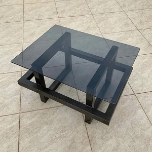 میز جلو مبلی لوکس با شیشه دودی و پایه هندسی (Geometric) 140