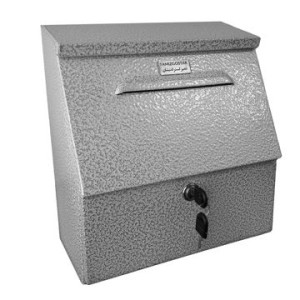 صندوق انتقادات و پیشنهادات دیواری؛ ابزاری ساده برای بهبود ارتباط با مخاطبان