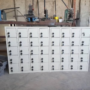 جای موبایلی فلزی 15 خونه