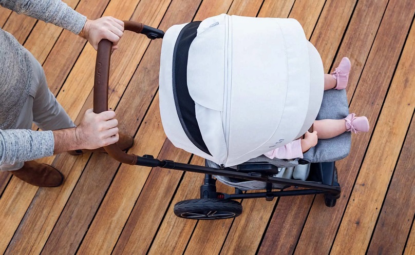 کالسکه نونا