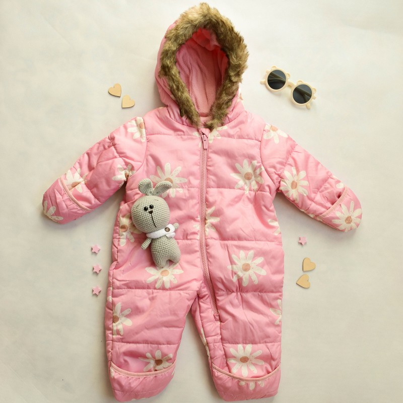 کاپشن برند Carter's